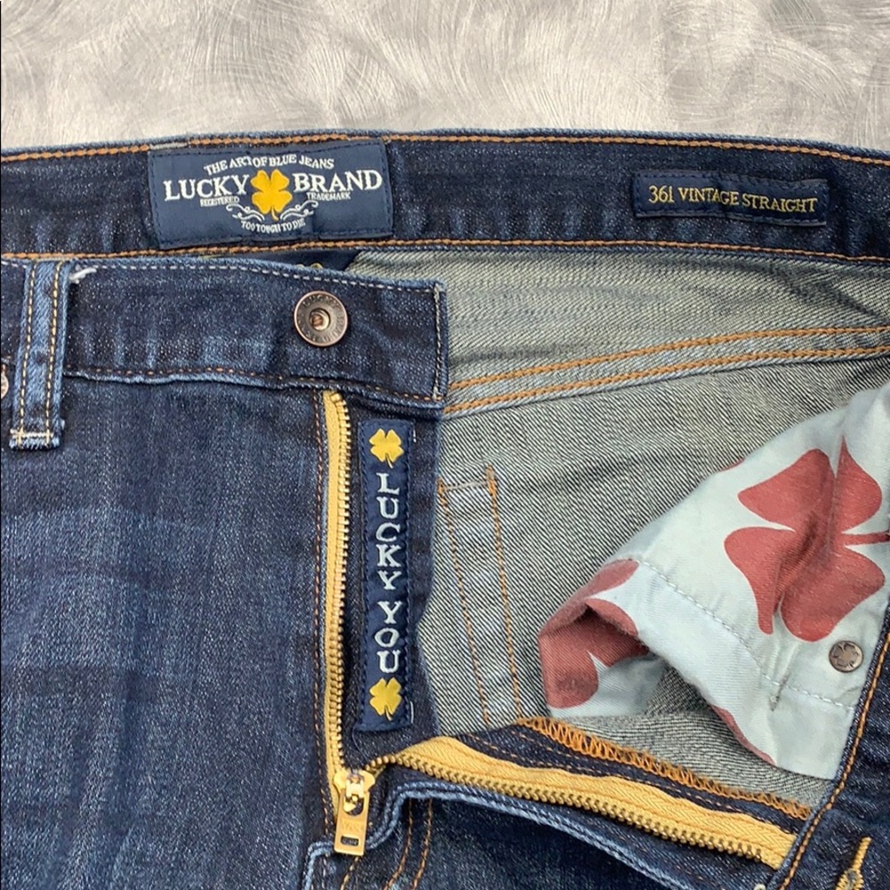 Lucky Jeans